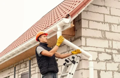 Pose et remplacement de gouttières à Faurilles